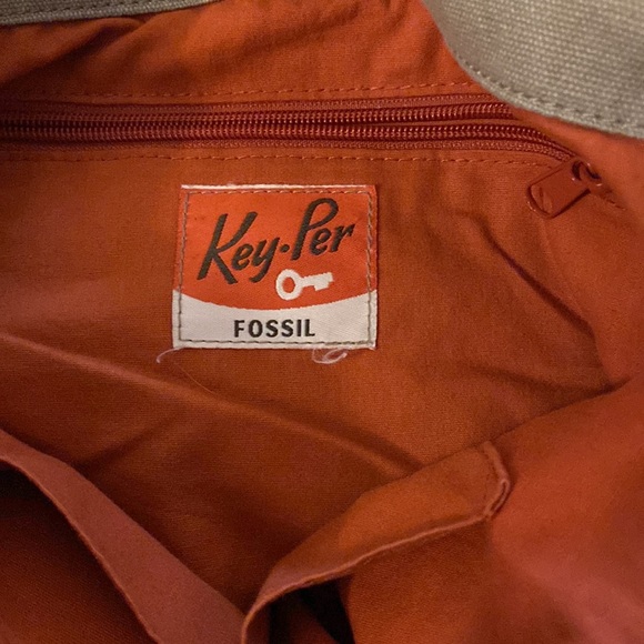 Fossil hobo purse, Brown/tan with orange accent - Picture 6 of 6